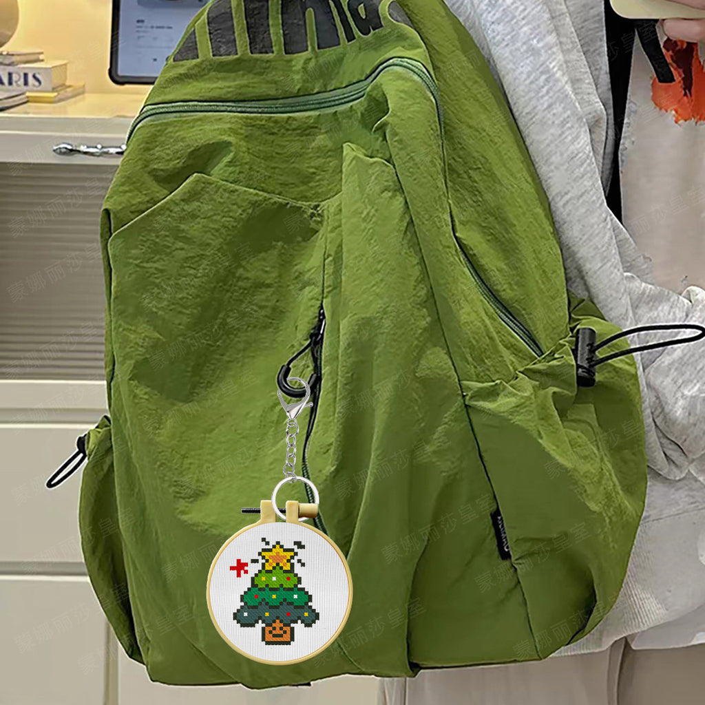 跨境新品十字绣圣诞钥匙扣材料包 DIY手工儿童十字绣自己绣送绣绷