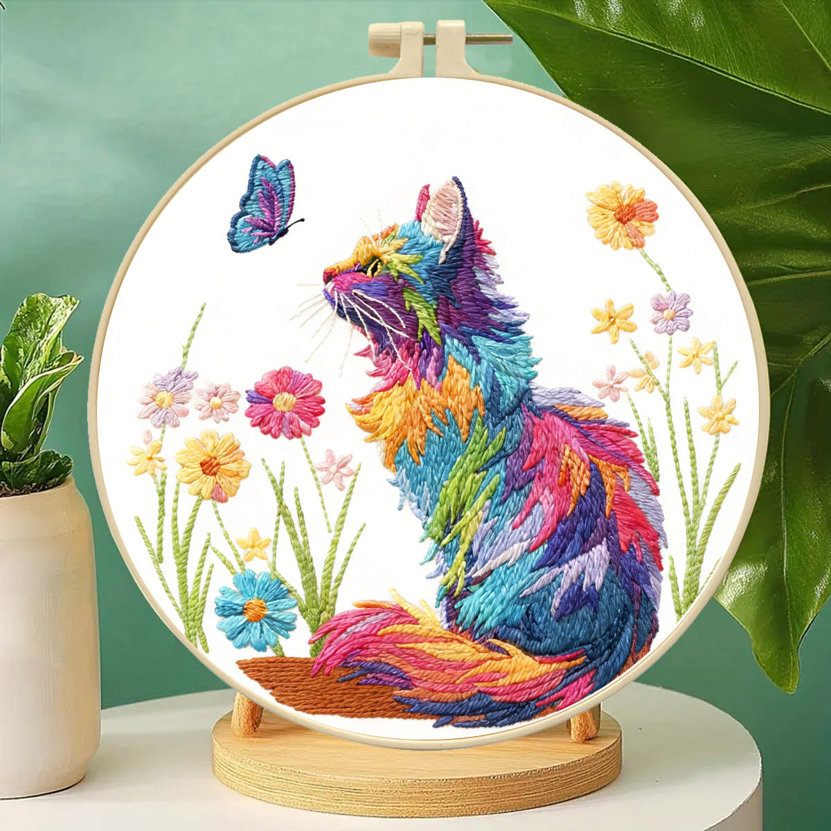 Feline Fantasia - DIY Embroidery Kit